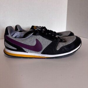 Retro 2010 Nike Eclipse Classic Womens Sneakers Shoe Gray Black Purple Sz 8.5